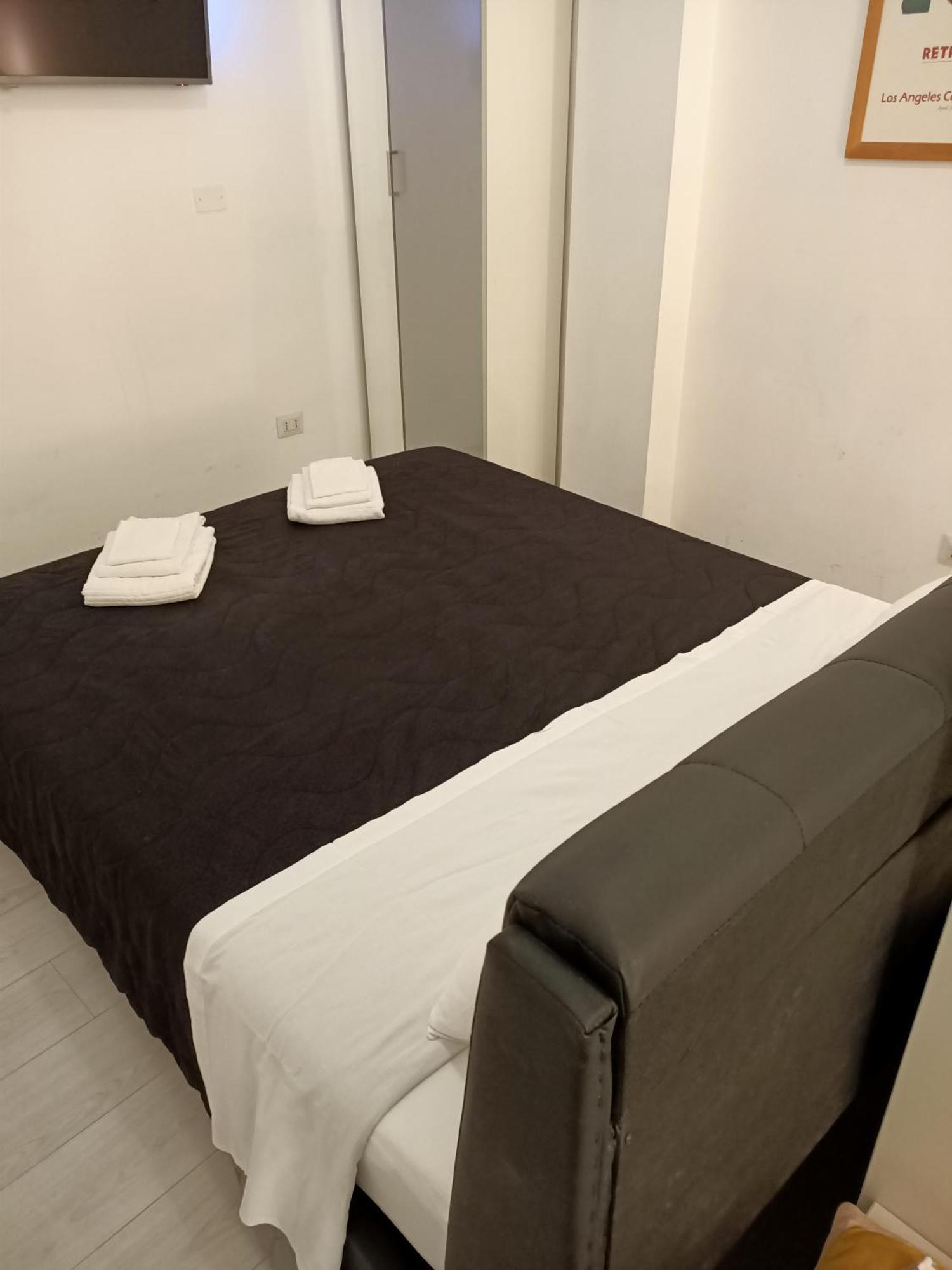 Bologna House Pratello 5 Apartment Luaran gambar