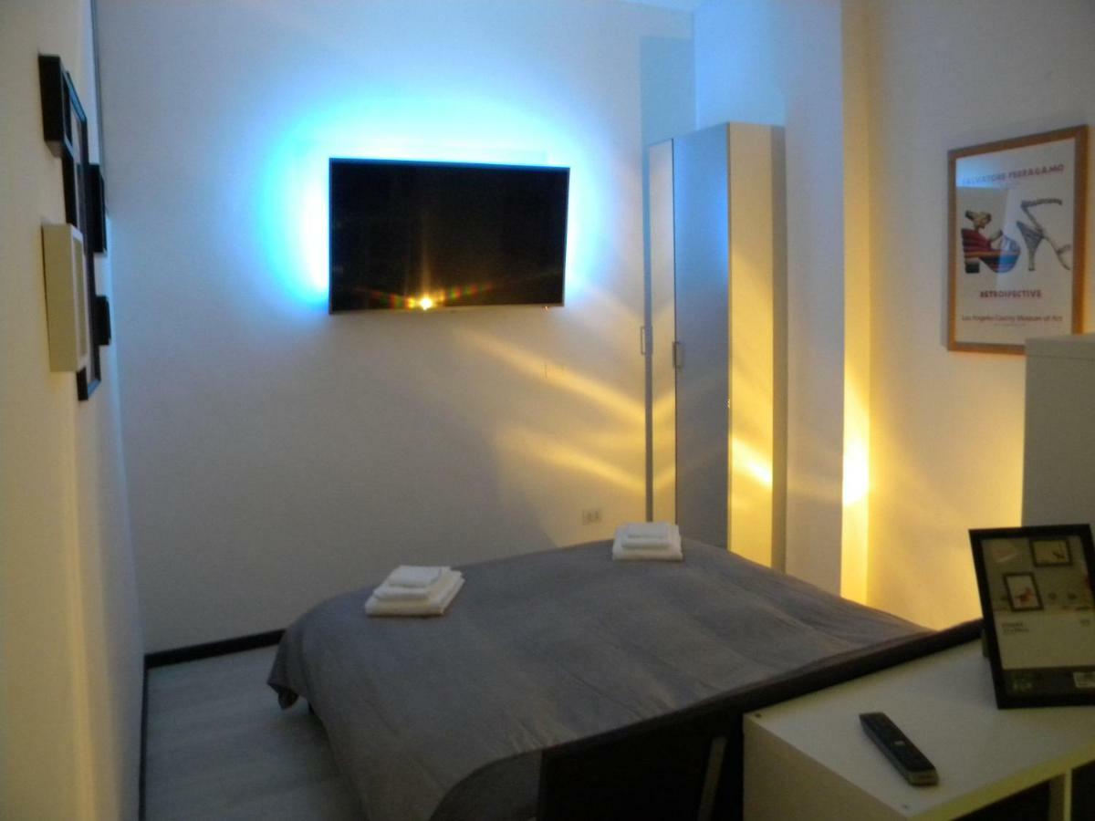 Bologna House Pratello 5 Apartment Luaran gambar