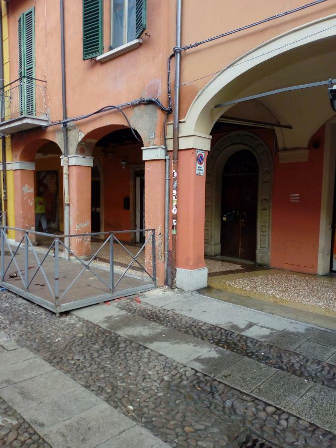Bologna House Pratello 5 Apartment Luaran gambar